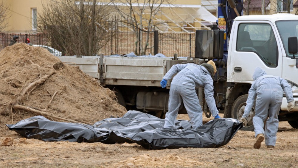 Legiștii ucraineni au găsit dovezi că unele femei omorâte în zona Kievului au fost violate înainte de a fi ucise